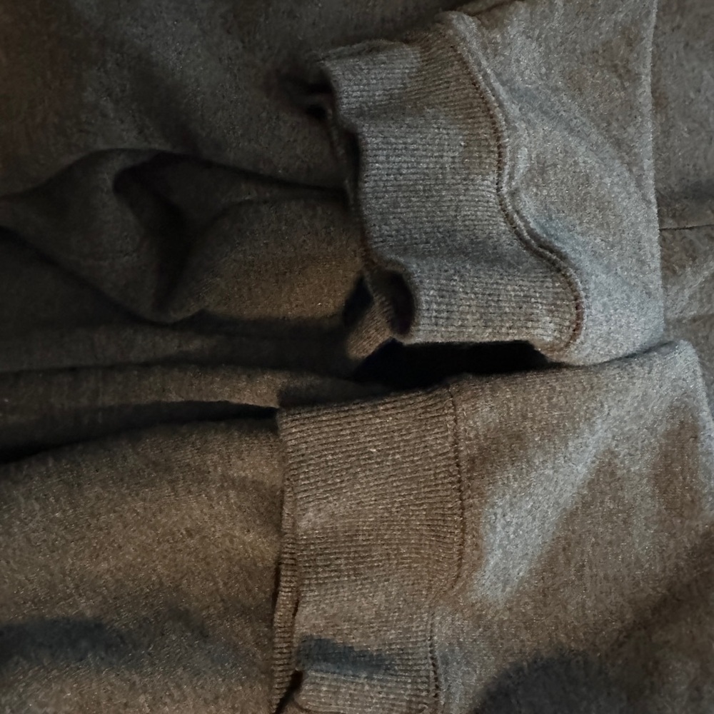 Realtree sweater - Picture 3 of 7
